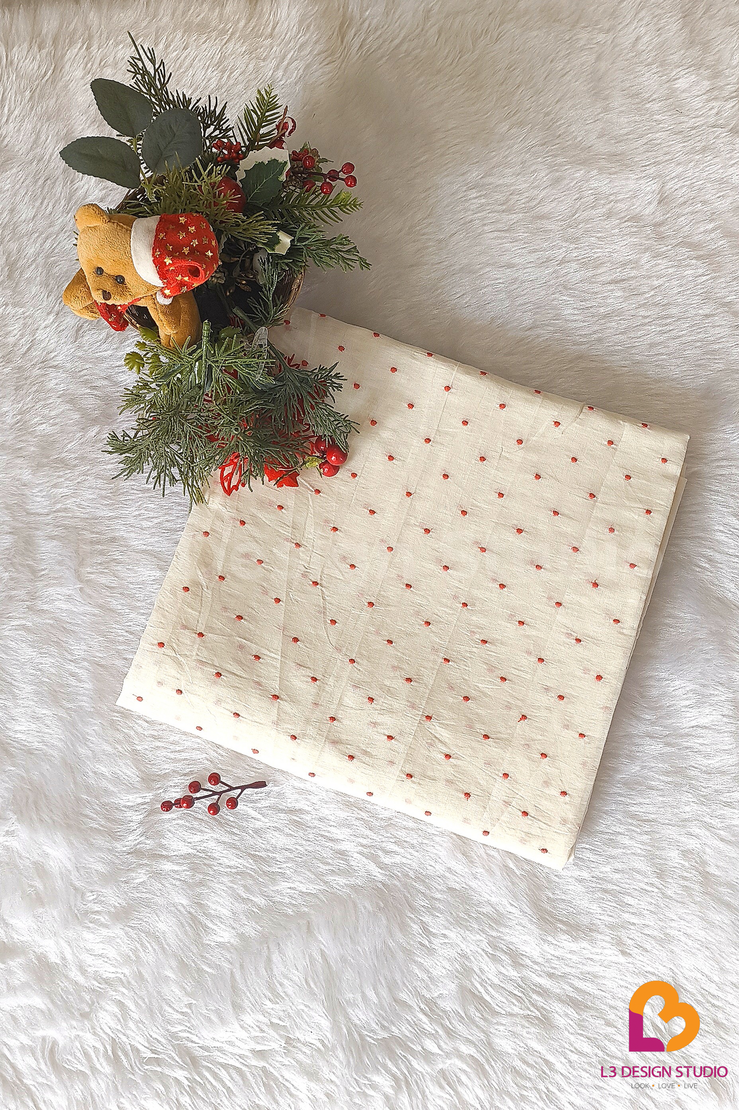 3 Meters Versatile Dyeable Cotton Fabric Featuring Eye-Catching Red Polka Dots