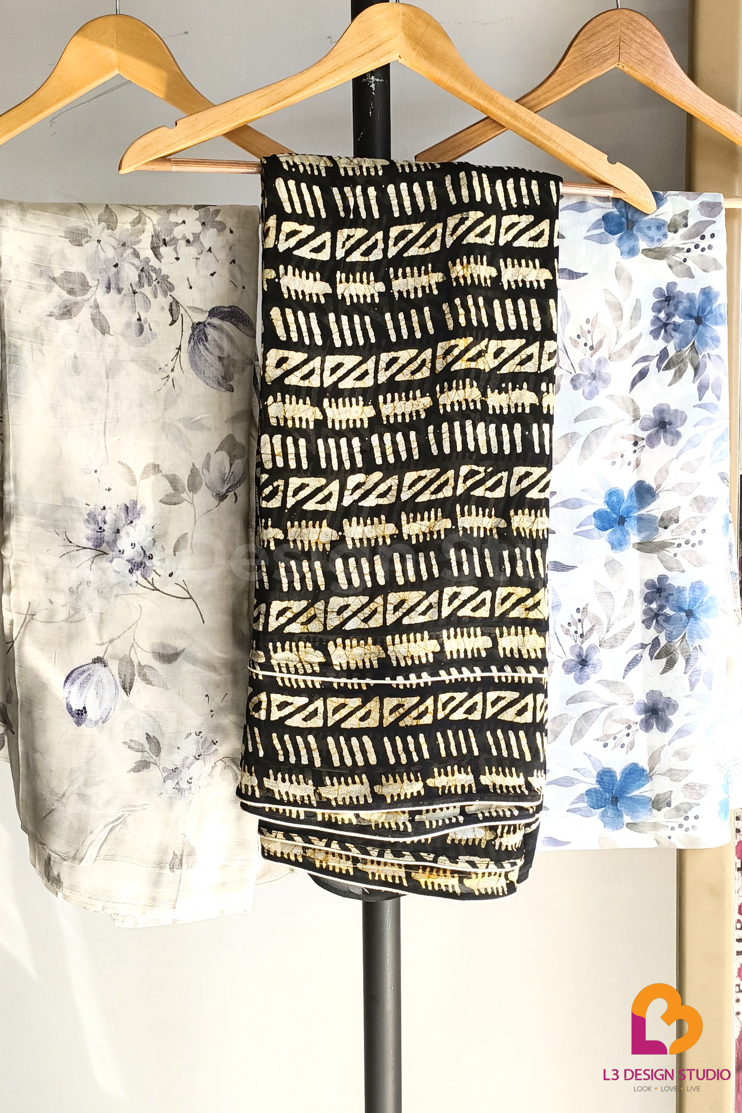 ORGANZA FLORAL PRINTED SAREES